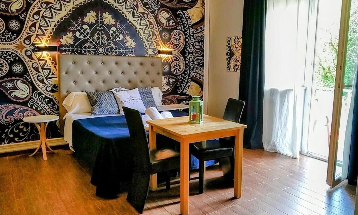 Hotel Magnolia 1000 Mt Dal Casello Valmontone Bagian luar foto